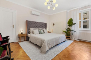 LAM Modern Art Apartment - AC
